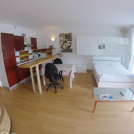 Studio Apartment Open Space With Terrace Argegno Eksteriør billede